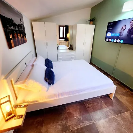 Villa Alessandra Rome 10 Mins From